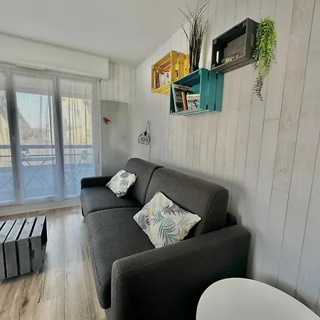 Le Petit - Entre Le Port Et La Courseulles-sur-Mer